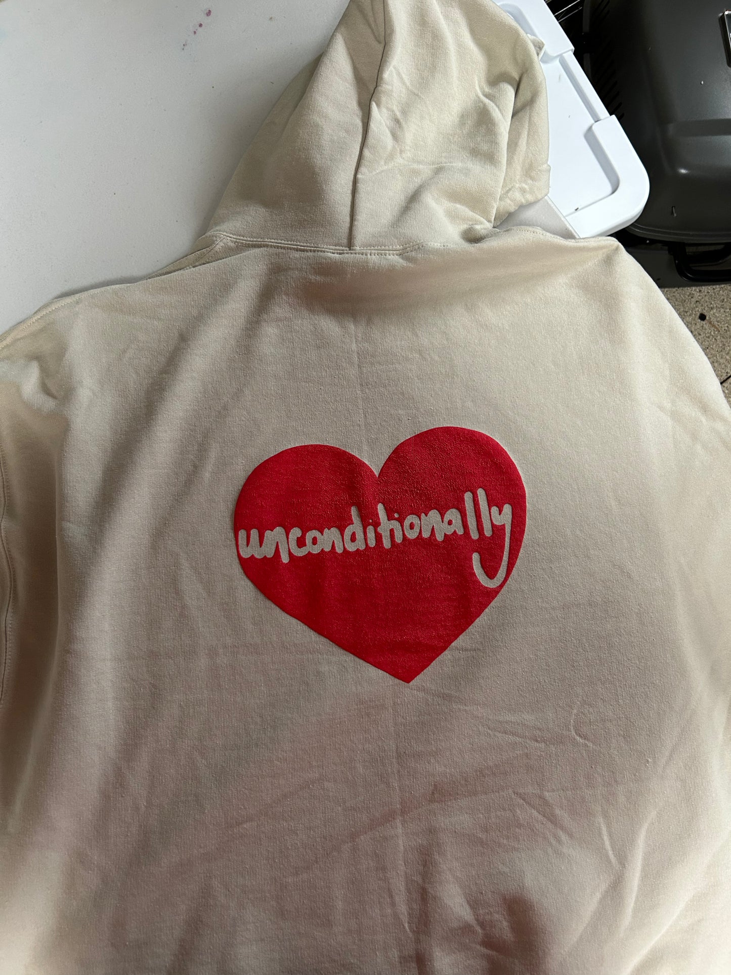 UNCONDITIONALLY sweatshirts